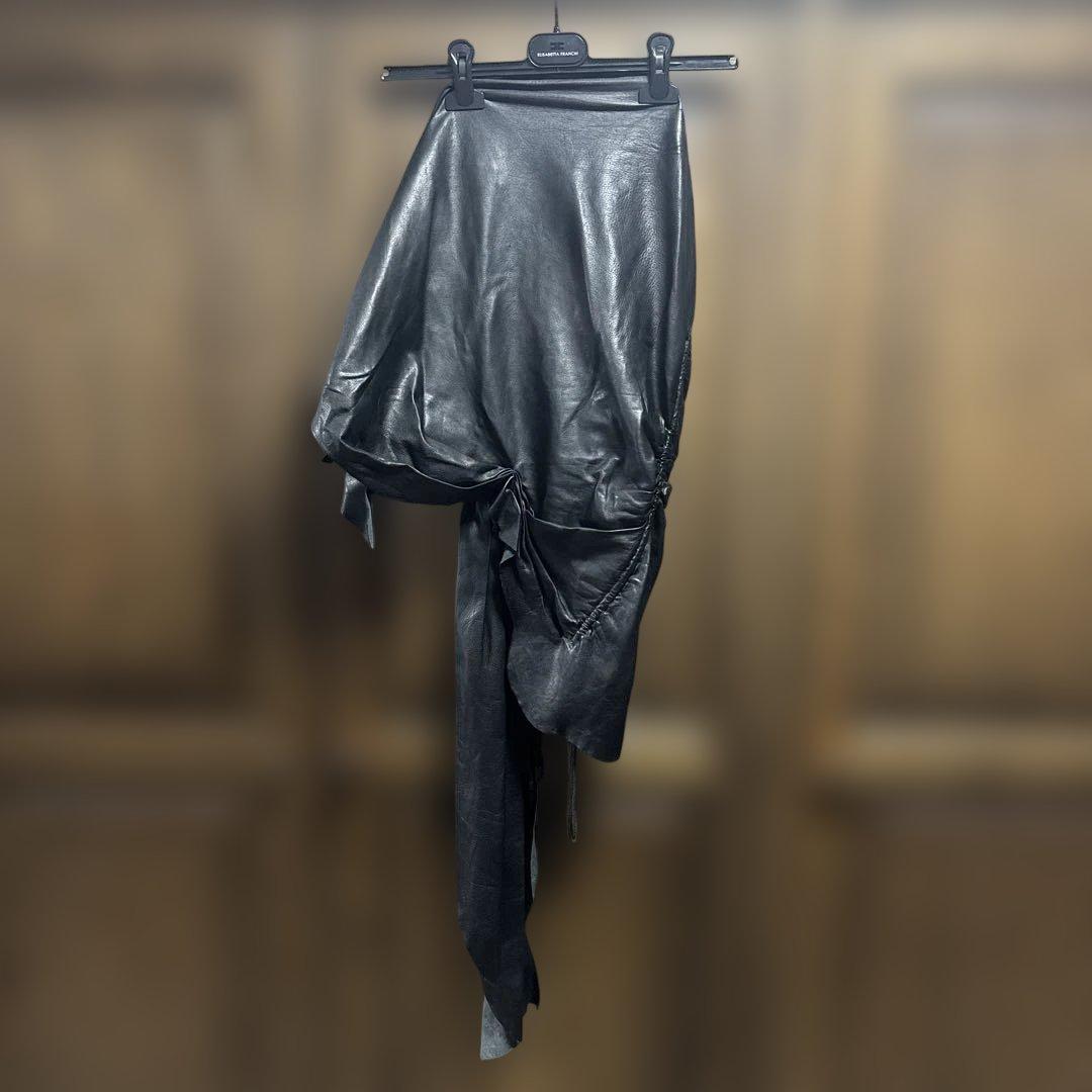 LGBイフシックスワズナイン　レザースカート