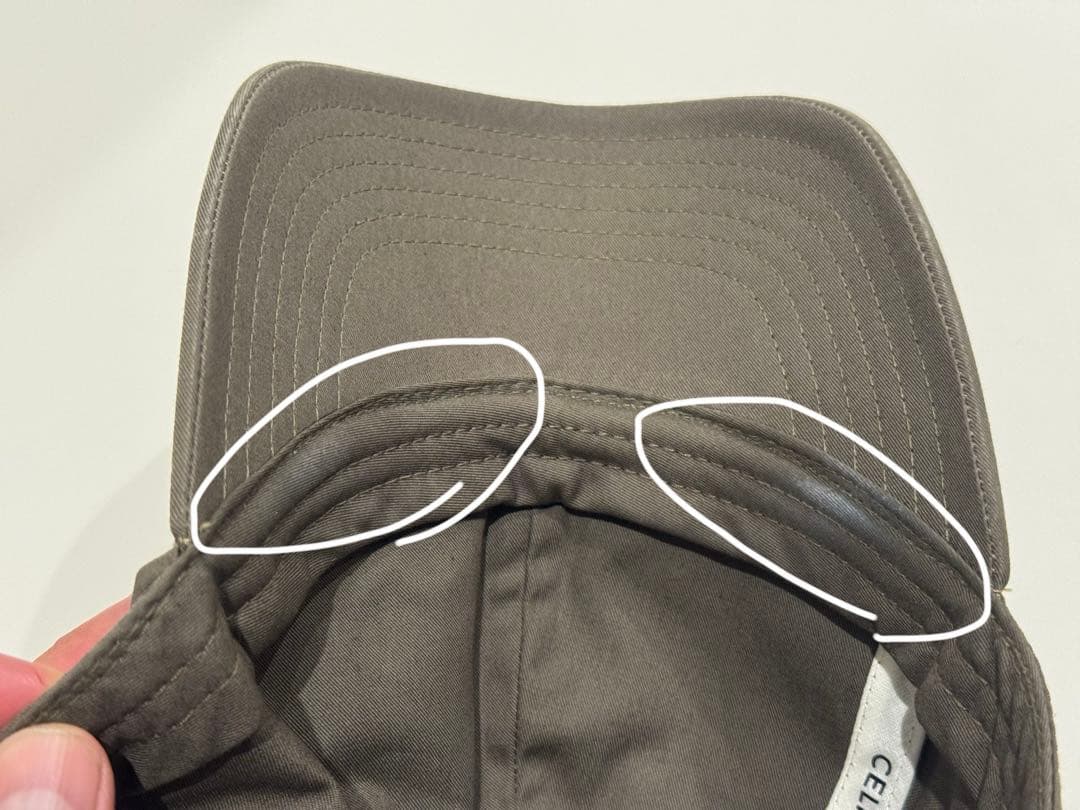 CELINE カーキ　ベースボールキャップ