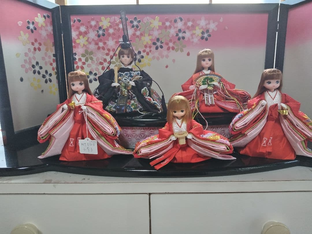 リカちゃん　雛人形 ① 親王と三人官女（リメイク品）