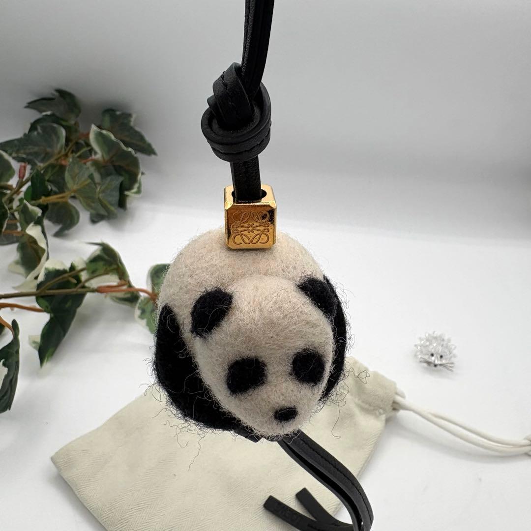 【♡hami様】ロエベ　パンダ　チャーム