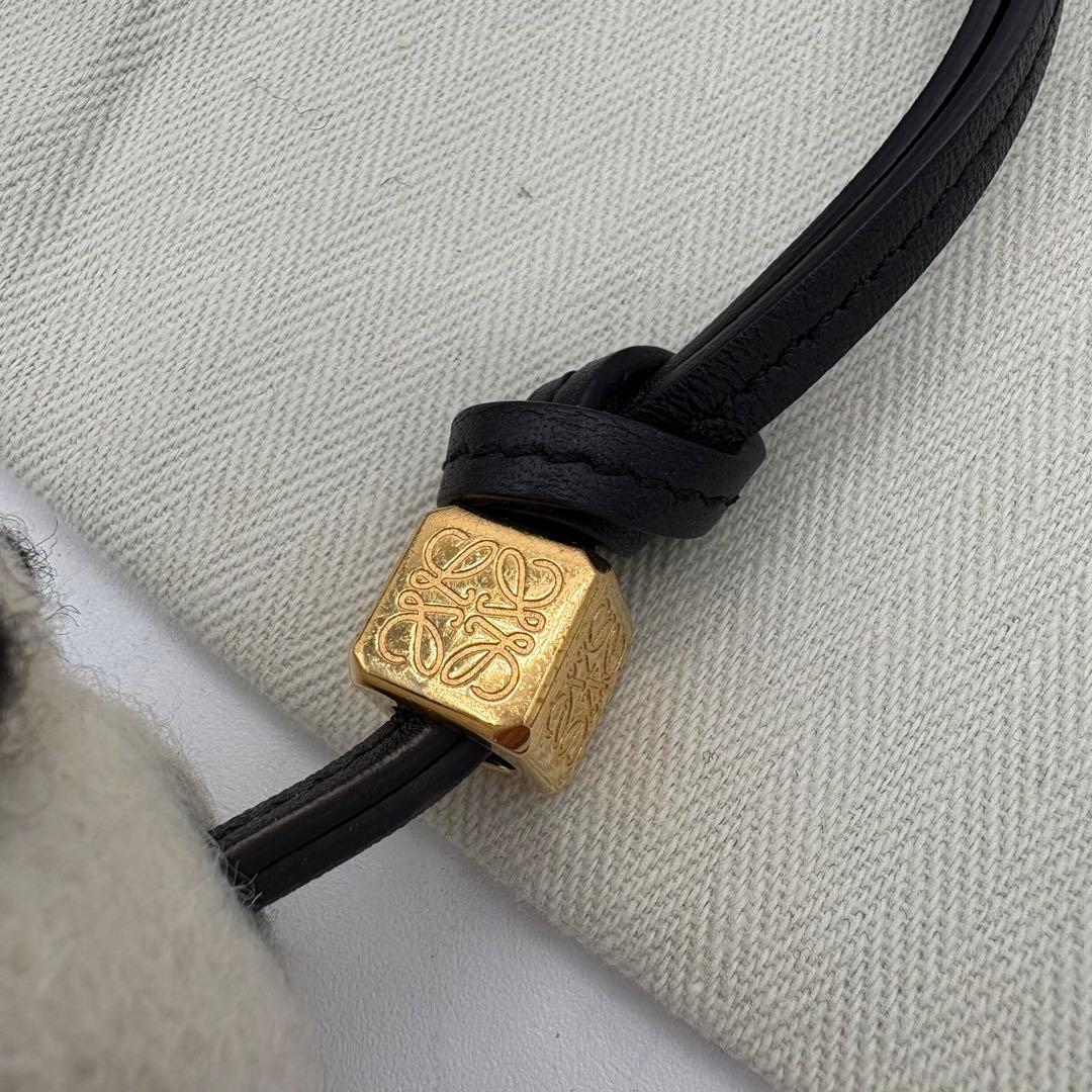 【♡hami様】ロエベ　パンダ　チャーム