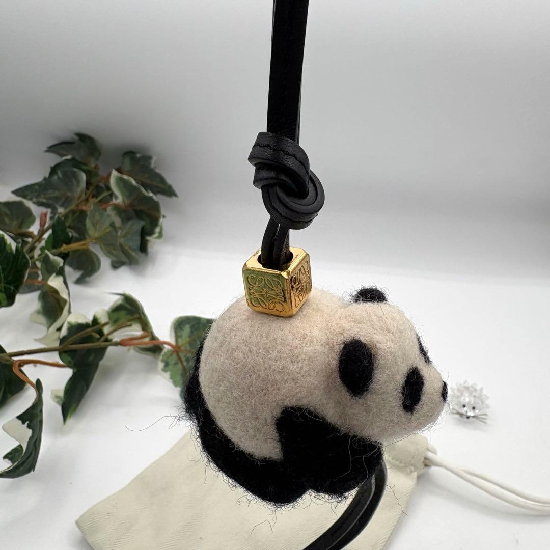 【♡hami様】ロエベ　パンダ　チャーム