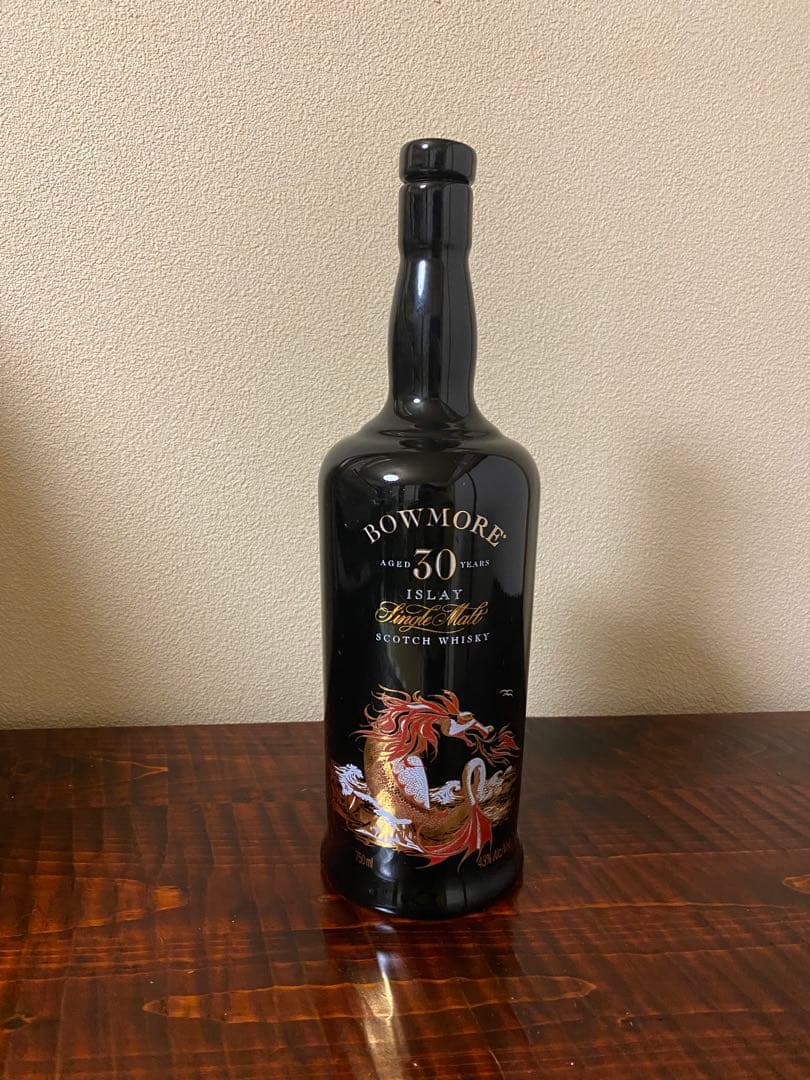 やまかき様用　【空瓶】Bowmore 30年 アイラウイスキー 龍デザイン