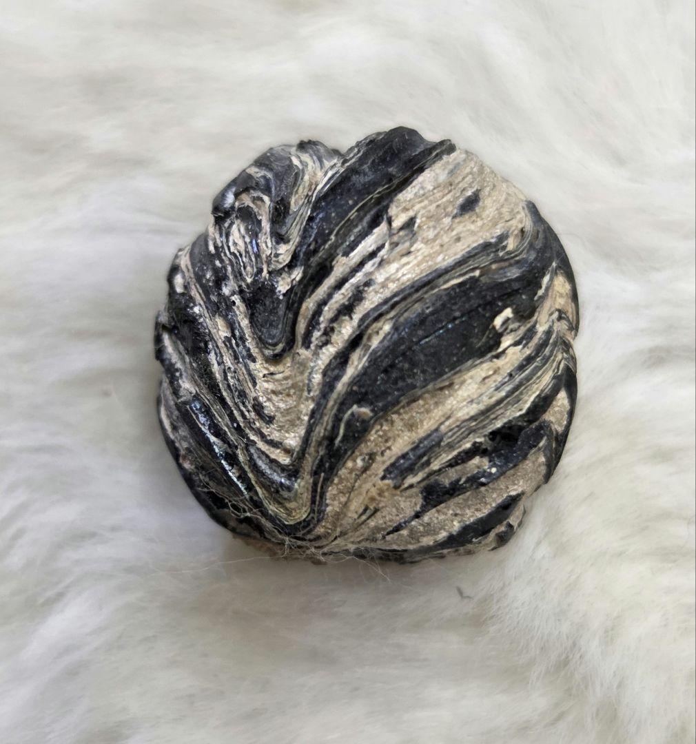 017　蜻蛉玉　枯れた感じ波状模様の古い物です！