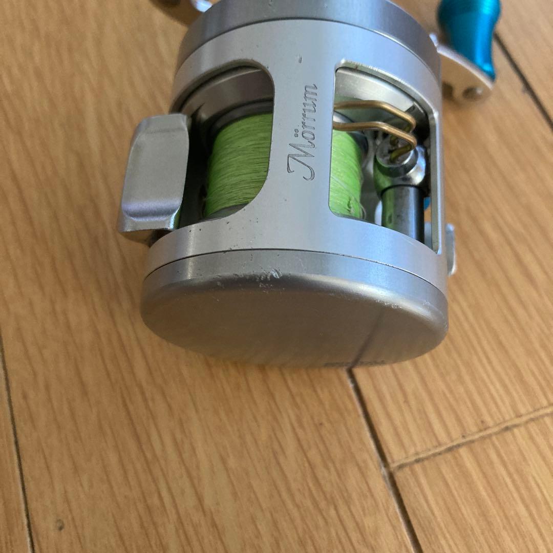 モラムsx1601cベイトリール シルバー/アベイルスプール