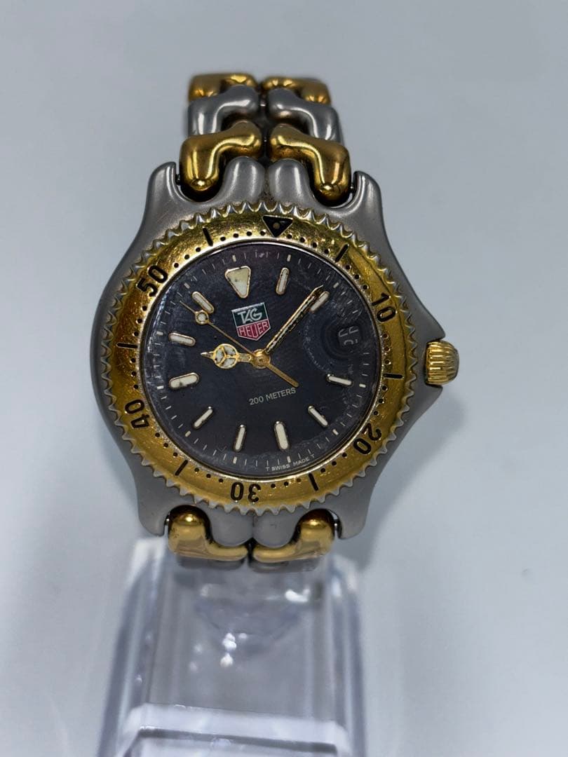 タグ・ホイヤー プロフェッショナル 200