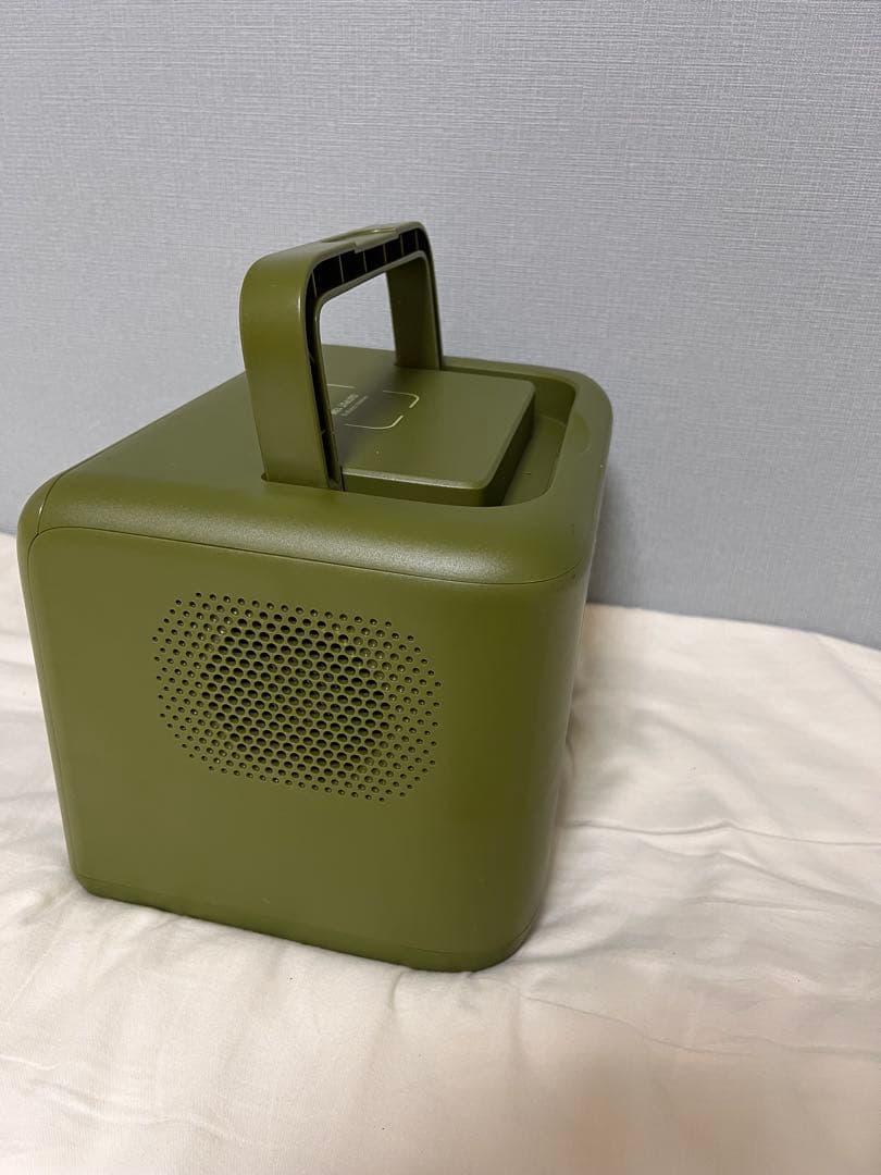 VASTLAND ポータブル電源 充電器付き