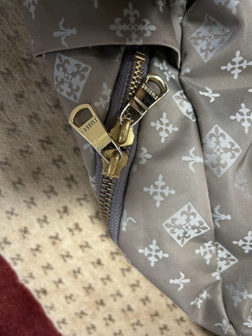 ラシット　グレー　リュック　バックパック