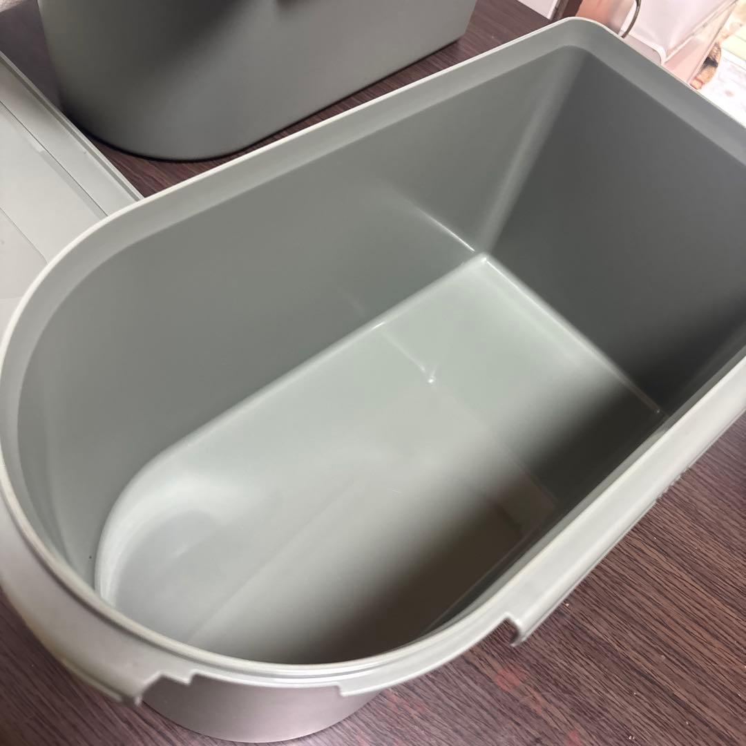 Tupperware タッパーウェア　キッチンキーパー　ハーフ2個セット