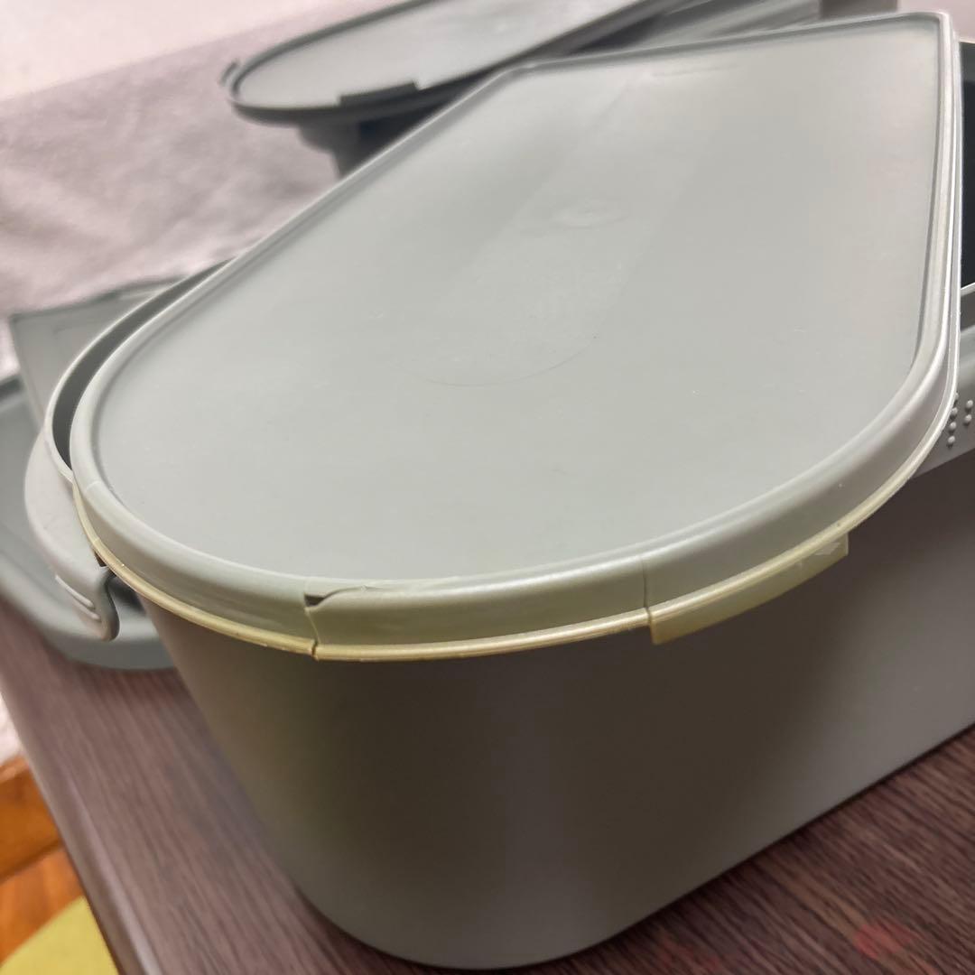 Tupperware タッパーウェア　キッチンキーパー　ハーフ2個セット