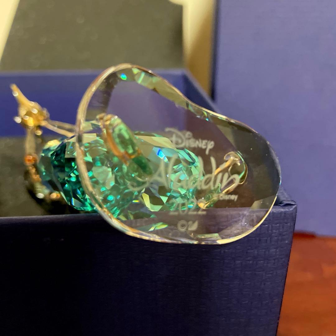 スワロフスキー置物　アラジン　ジャスミン女王