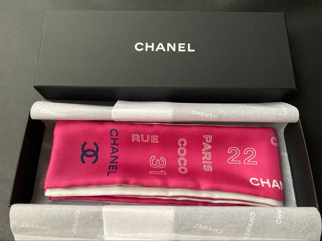 シャネル　スカーフ　ヘアバンド　新品　箱付き　2025年 顧客限定品　ノベルティ
