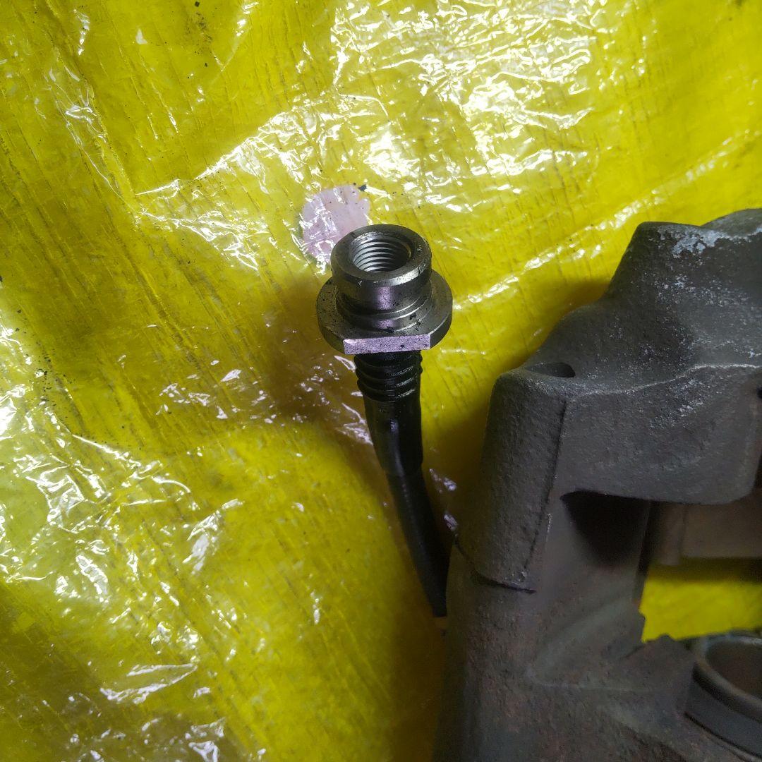 日産 純正 4ポッドブレーキキャリパー 過去にOHありシルビア対抗キャリパー