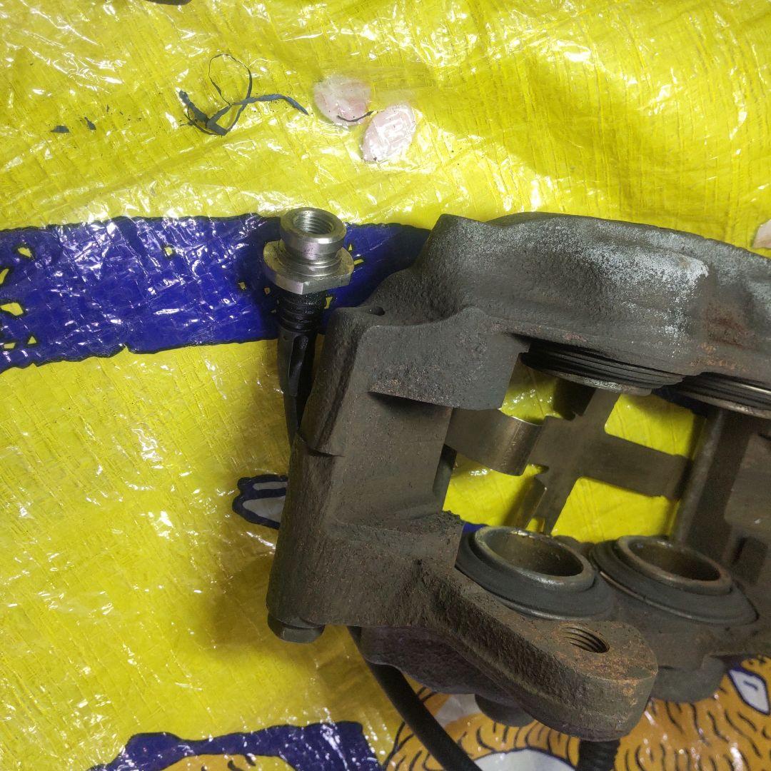 日産 純正 4ポッドブレーキキャリパー 過去にOHありシルビア対抗キャリパー