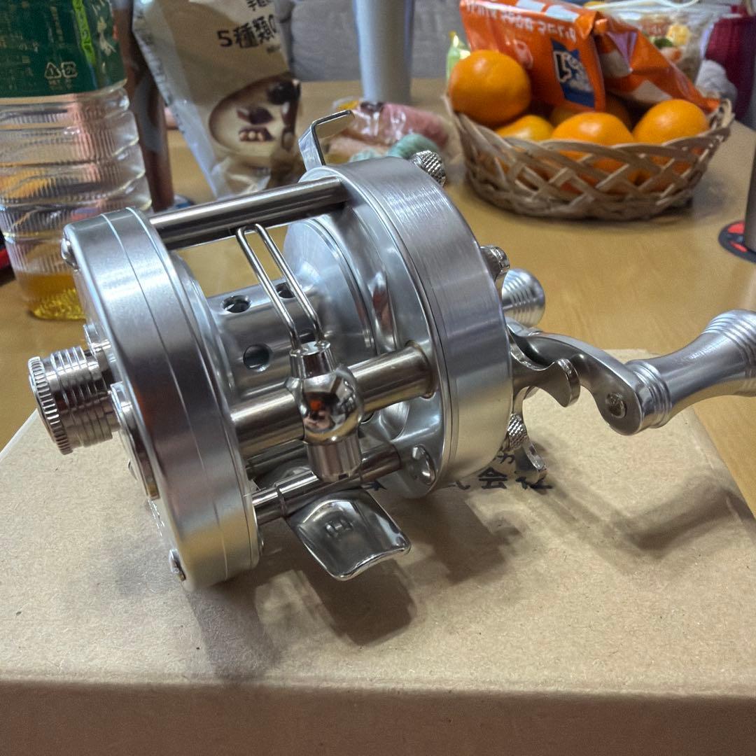 五十鈴工業 BC621 sssリール 新品未使用 カスタム済み 金曜日限定値下げ