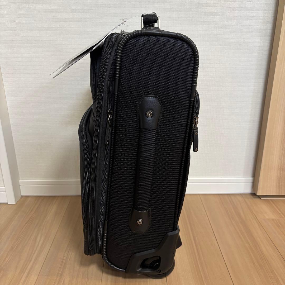 新品！トラベルプロTravelpro flightcrew5 キャリーケース
