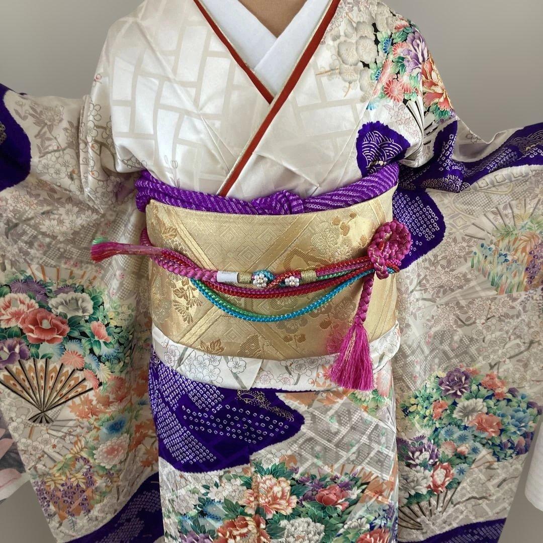 豪華振袖フルセットお探しの方に　白地　ホワイト　花柄　金彩　成人式