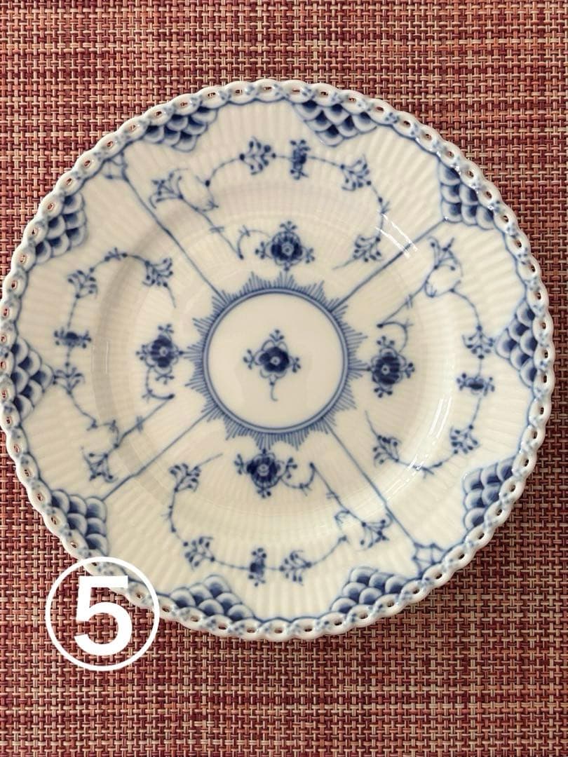 Tatara さん専用　ブルーフルーテッド フルレース 17cm 6枚セット