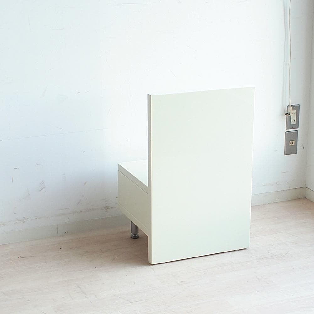 モダン ナイトテーブル 白/ホワイト ベッドサイド ZR24018