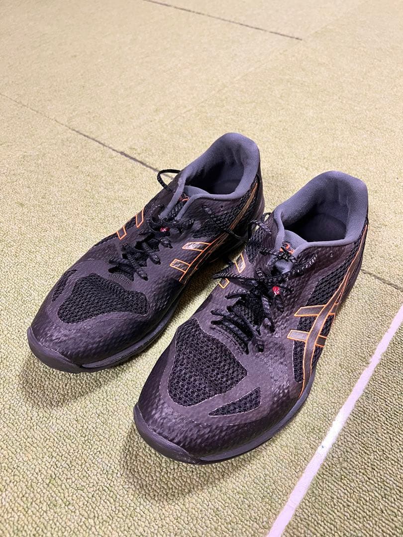 ASICS バレーボールシューズ ローテジャパン　ブラック/オレンジ　26.5