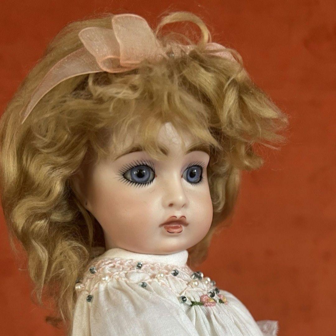 ビスクドール❤️小さな小さなブロンドモヘアのBruサークルドット❤️