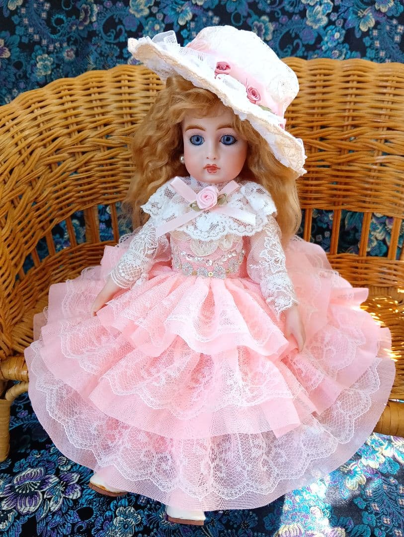 ビスクドール❤️小さな小さなブロンドモヘアのBruサークルドット❤️