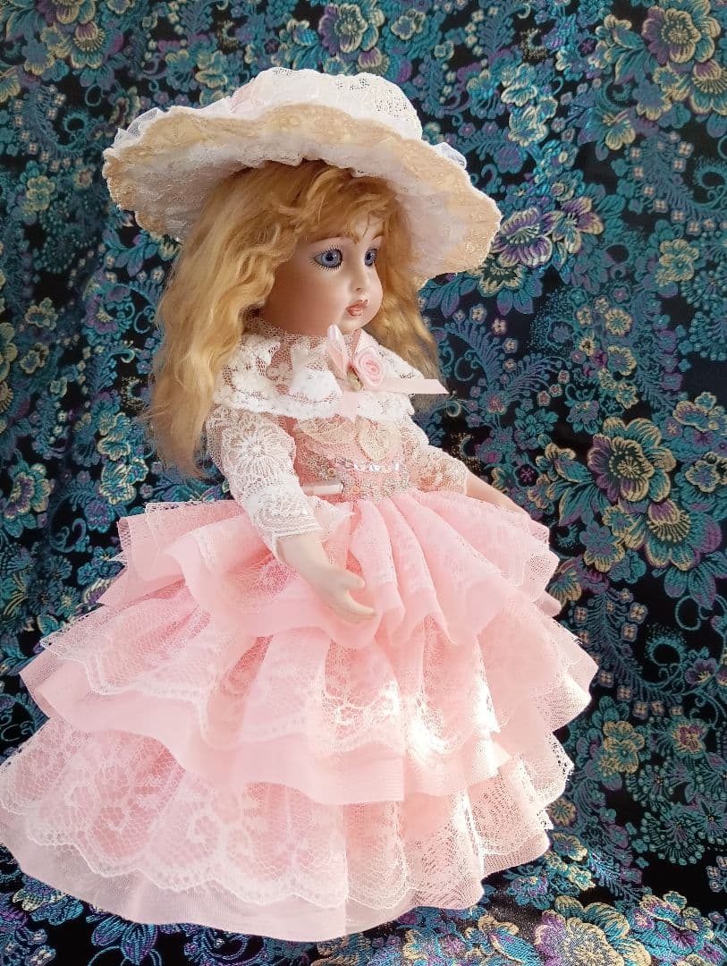 ビスクドール❤️小さな小さなブロンドモヘアのBruサークルドット❤️