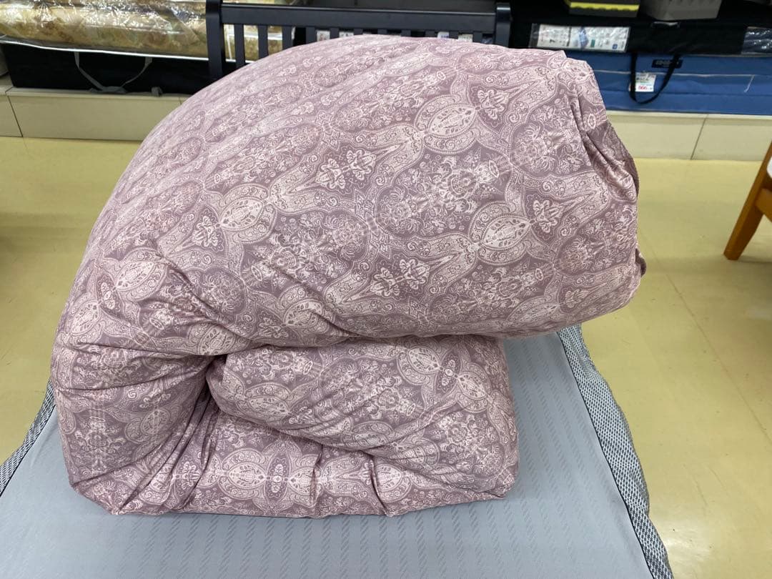 ロマンス・羽毛掛け布団・フランスシルバーダウン９３%・４００㎥/g以上・シングル