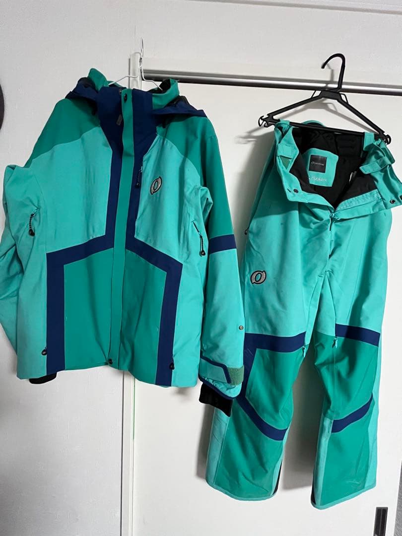 ONYONE スキーウェア　デモチーム限定　グリーン　M ワッペン跡あり