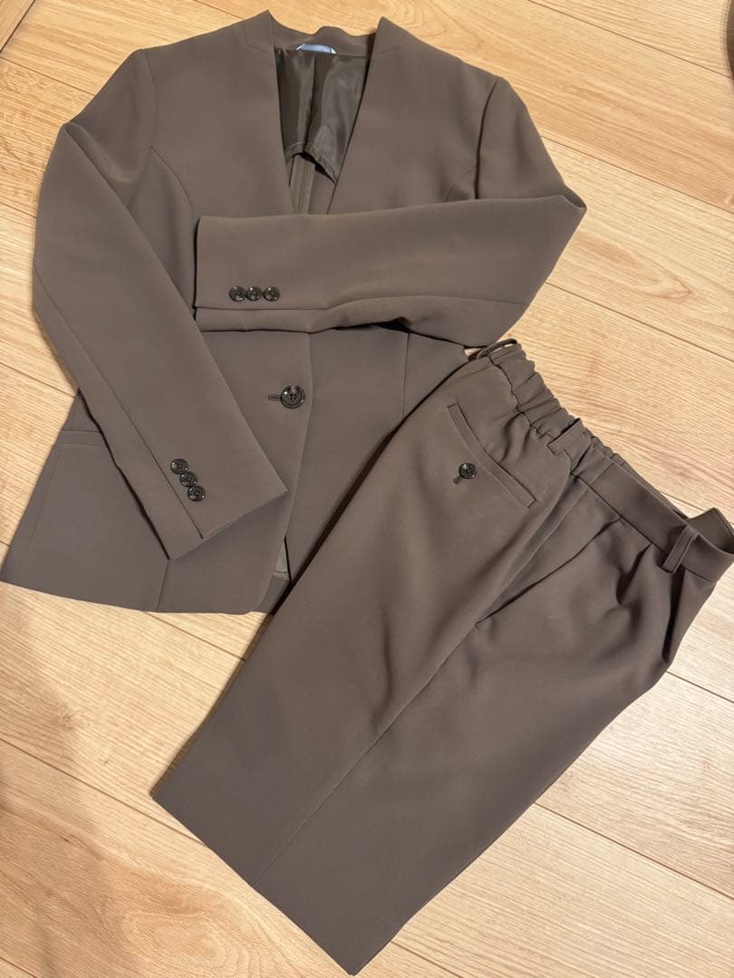 【洋服の青山／Anchor Woman】スーツセットアップ／ブラウンパンツスーツ