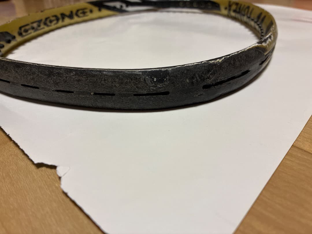 ヨネックス E-ZONE100