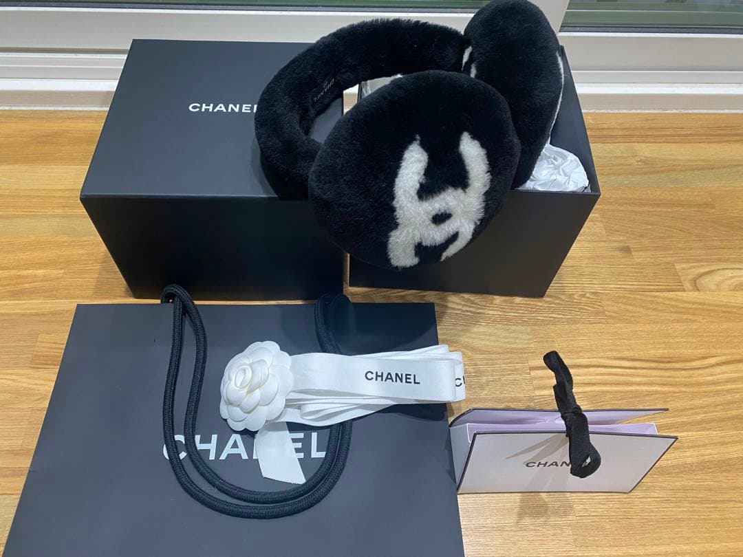 ◆新品未使用◼️CHANEL◼️シャネル イヤーマフ プレゼントにもG-DRAGON