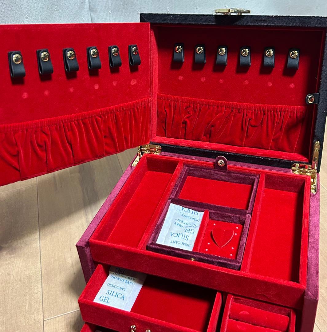 Francfranc ディズニー ハートの女王 アクセサリーケース