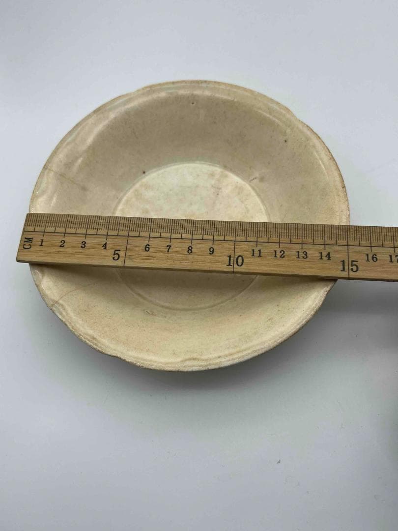 宋時代　定窯　白磁葵口皿 盞　影青　景徳鎮　唐物　古賞物　時代物(E-92)