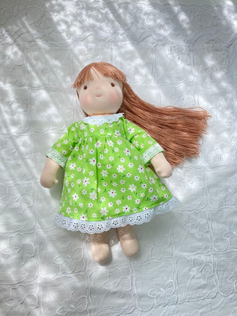 ウォルドルフ人形30㎝と着替え服セット