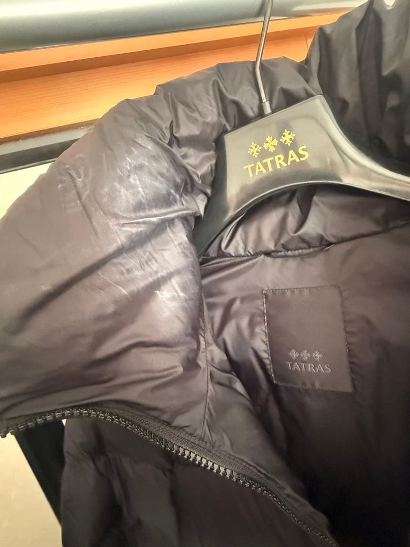 TATRAS ダウンジャケット ファー付き　お値引きします。