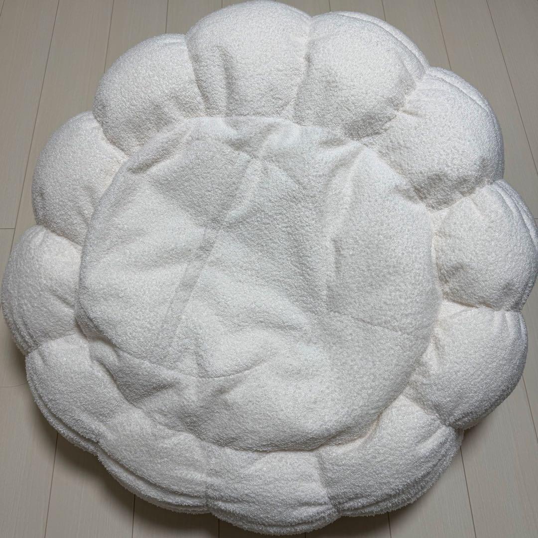 smoo ビーズクッション ホワイト 小