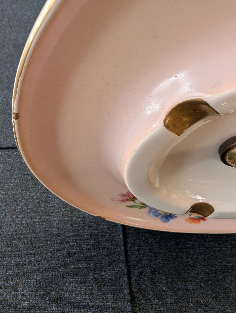 kazue　イタリー製　ヴィンテージ　スタンド式　灰皿　 花柄　ロココ調