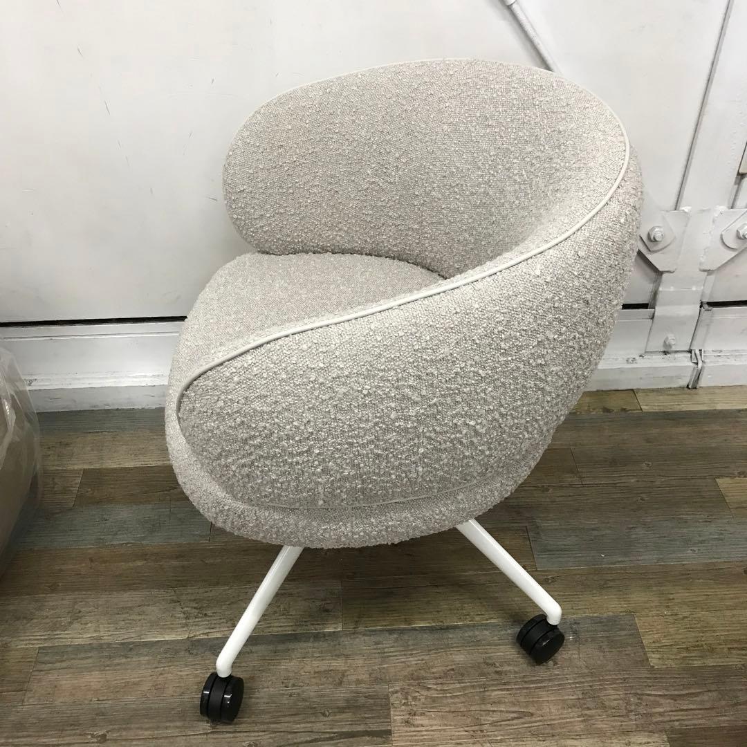 【展示品2025年製】オカムラ　エミーノ　4本脚　キャスター付き