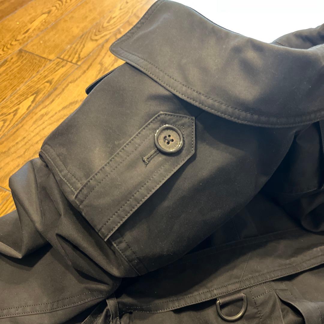 Burberryブラックトレンチコート