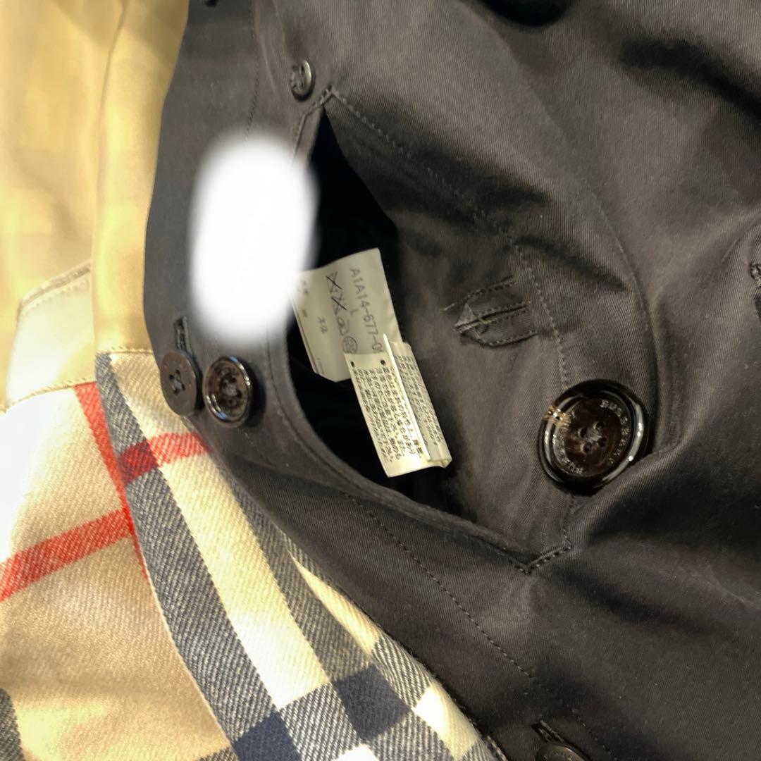 Burberryブラックトレンチコート
