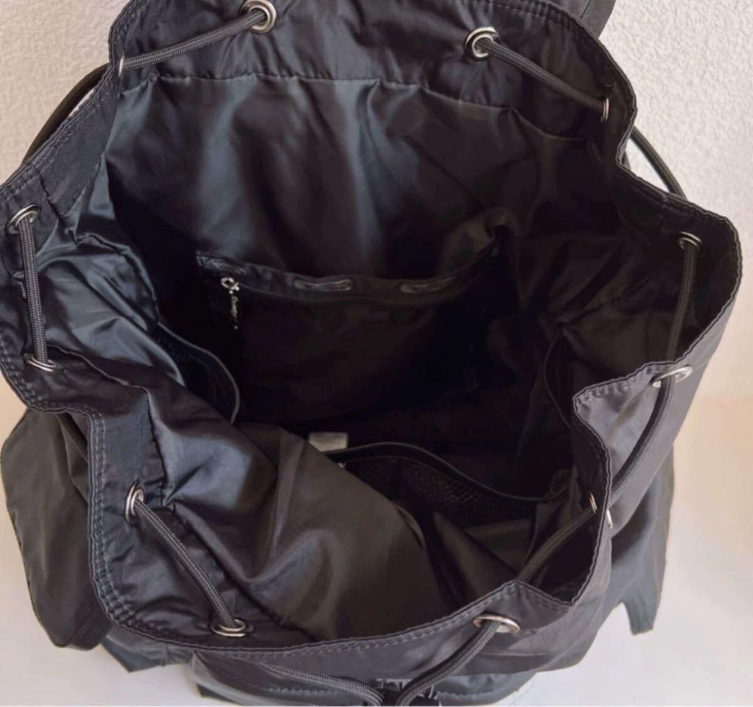 【新品】LeSportsacレスポートサック リュックサック　バッグ　レディース