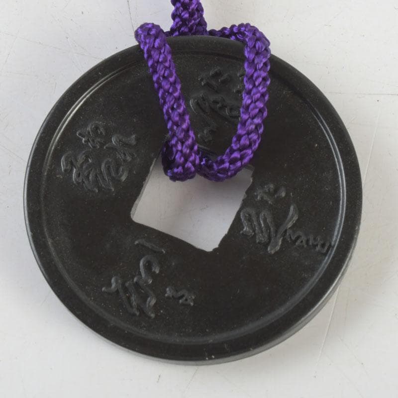 時代提げ物　黒漆　三つ葉葵蒔絵　印籠　薬入　根付　緒締め玉　C　9455