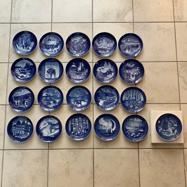 【GW大幅値下げ】ロイヤルコペンハーゲン イヤープレート 21枚セット