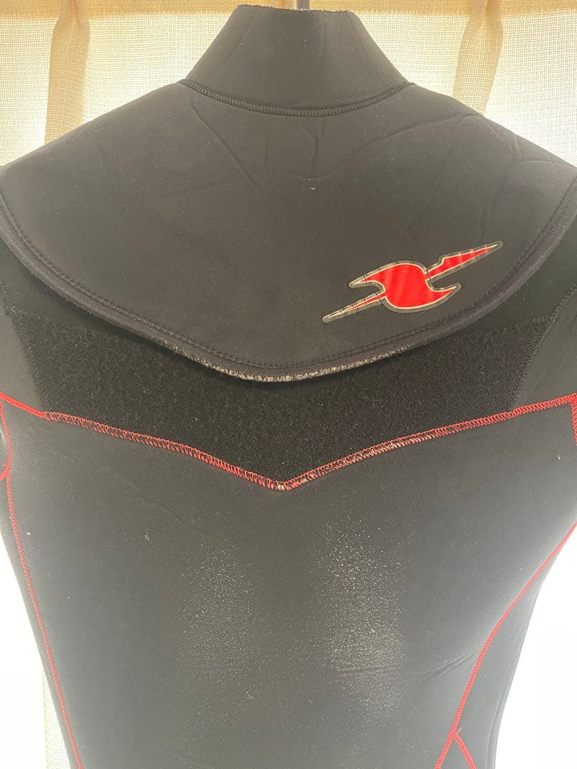 美品 スプリングウェットスーツ 3mm Lサイズ