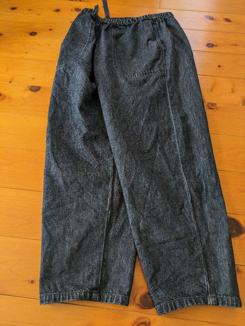 2023年 DANTONデニムイージーパンツ　36