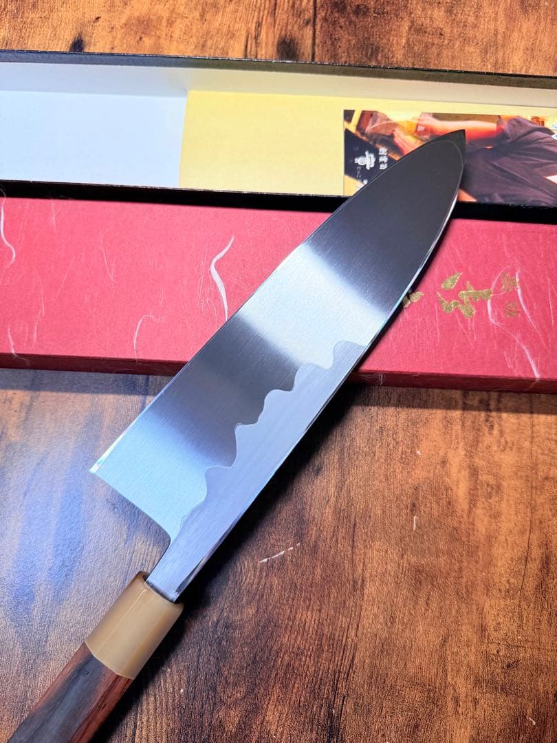 【堺刃物】　出刃　包丁　8寸　青鋼　紋鍛　紫檀水牛八角柄