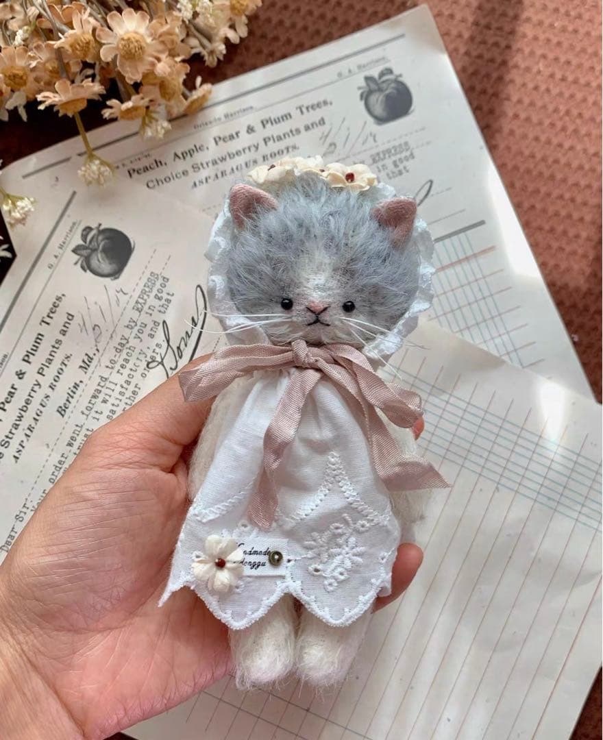 優しい猫さん アーティストベア ぬいぐるみ ハンドメイド 海外作家様 ねこ