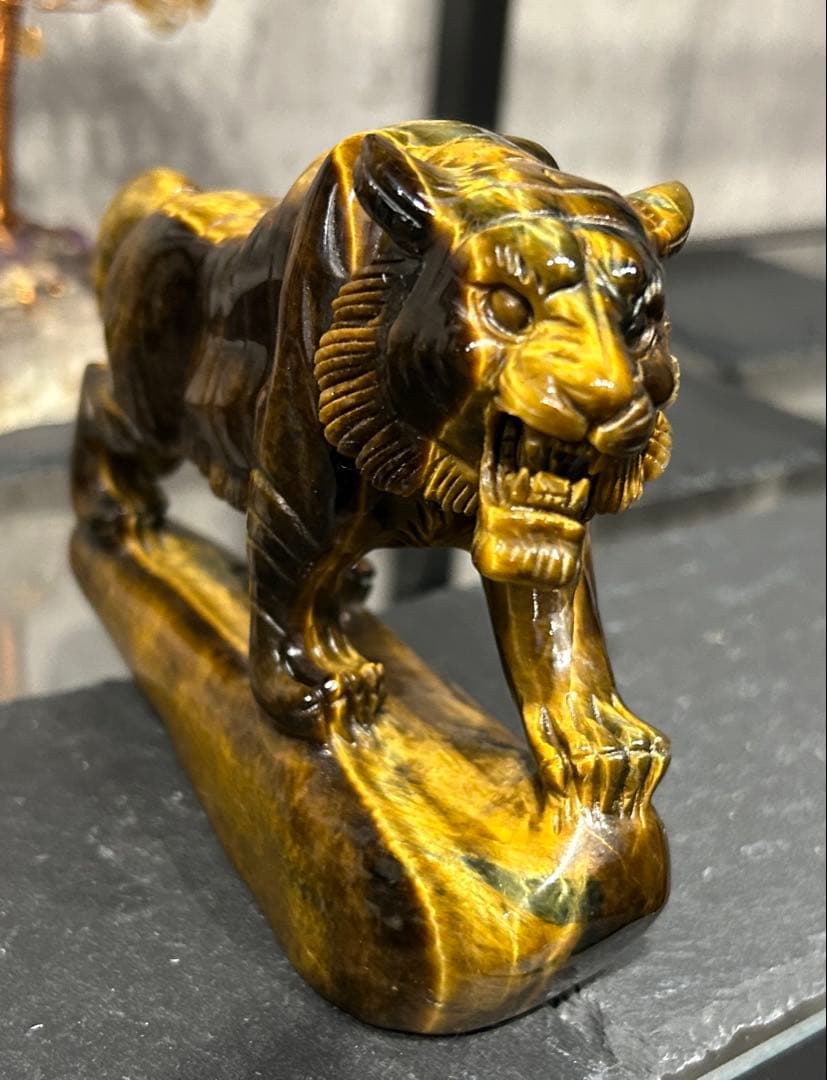 虎置物　タイガーアイ