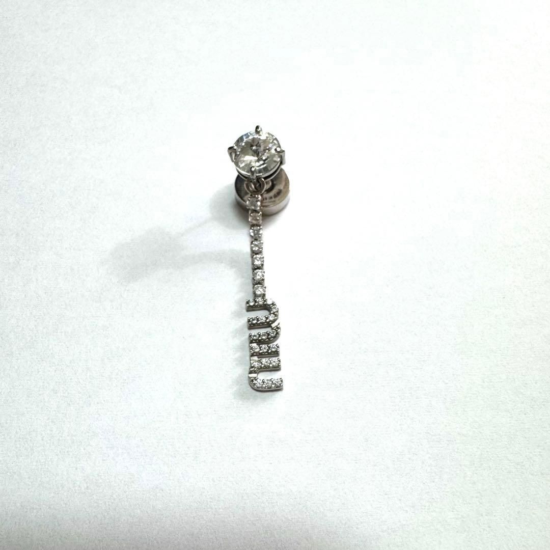 MIUMIU クリスタル付き　メタル　ピアス　片方のみ